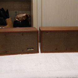 Vintage Realistic Solo-4 Speakers