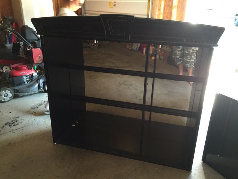 Modern 2 piece lighted hutch