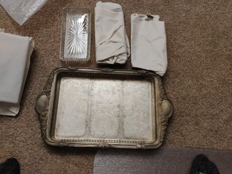 Antique Silver plated Serving Dish With Removable Glass Trays (3)