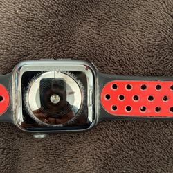 Apple Watch Series 4