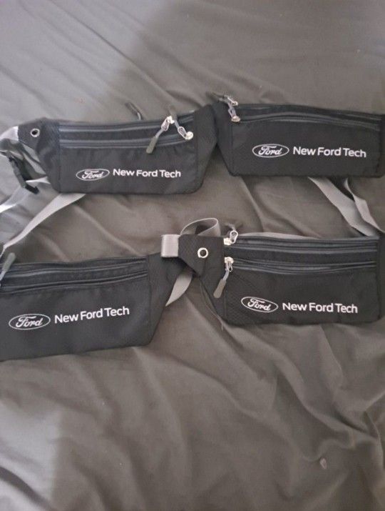 Ford Fannypack 20$ For All 4