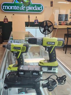 RYOBI SET OF DRILLS