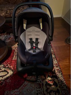 first safe car seat
