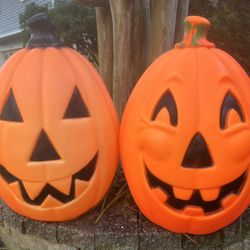 22” & 21” Vintage Pumpkin Blow Molds (pair) Halloween