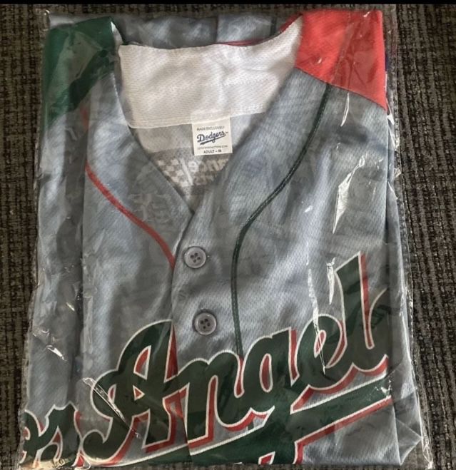 LOS ANGELES DODGERS MEXICAN JERSEY for Sale in Alhambra