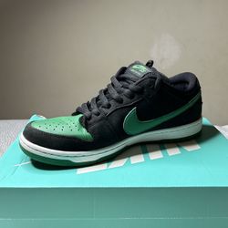 Nike SB Dunk Lows