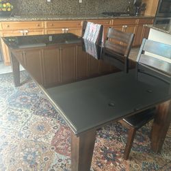 Dining Table With 5 Chairs Heavy Glass Top