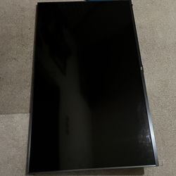 60” TCL FLATSCREEN TV