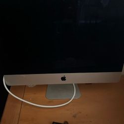 2013 iMac • Small Screen Crack • Keyboard & Mouse Included