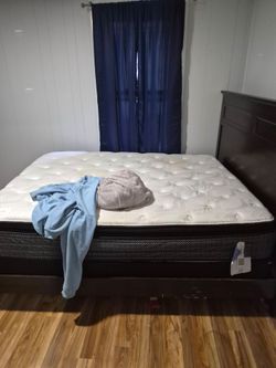 Bed box spring n mattress