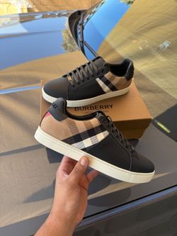 Burberry shoes