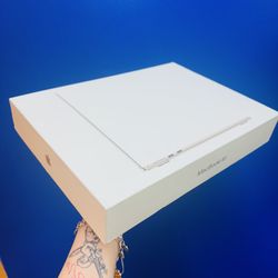 MacBook Air 13in With M3 Chip 256gb 