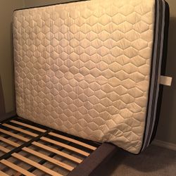 Beauty rest platinum Queen Mattress