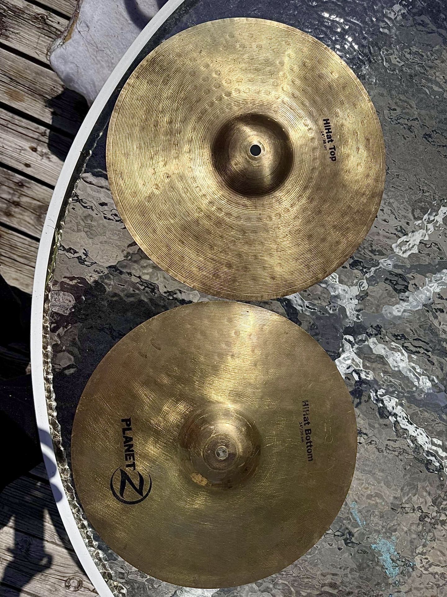 Zildjian 14 Inch Planet Z Hi Hat Pair Cymbal with Pearl Hi Hat Stand