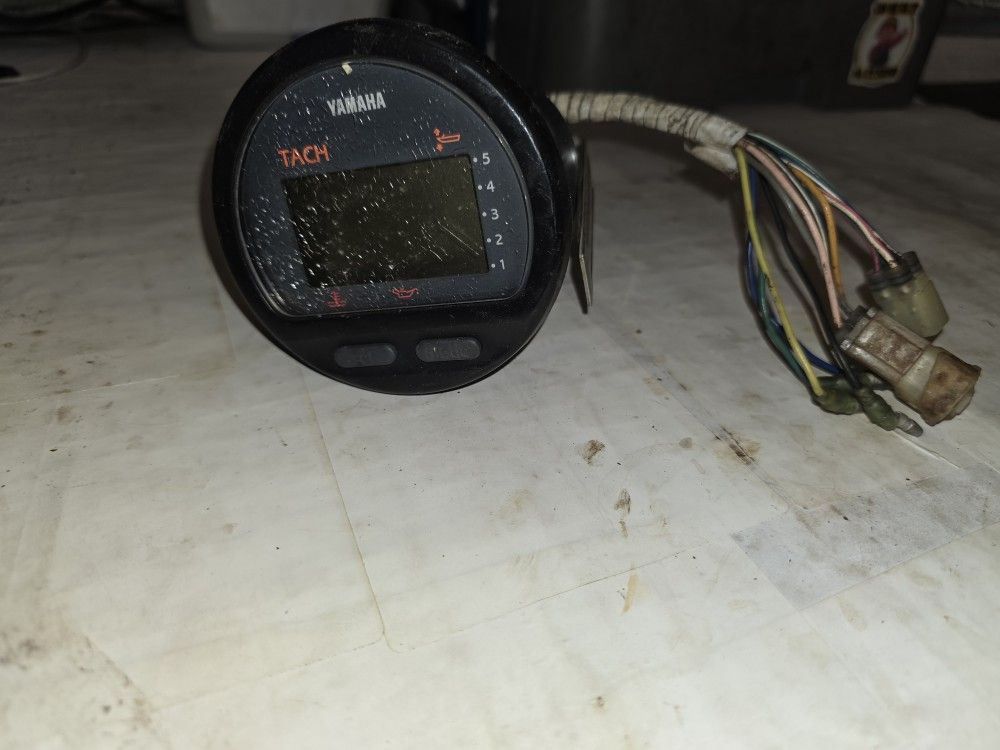 OEM Yamaha Outboard Tachometer Digital LCD 6Y5-8350T-83-00