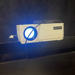 VANKYO PROJECTOR 