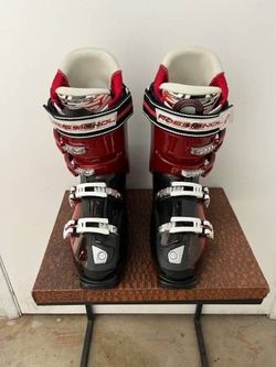 MEN'S SIZE 9 1/2 ROSSIGNOL SKI BOOTS - VERY GOOD CONDITION!
