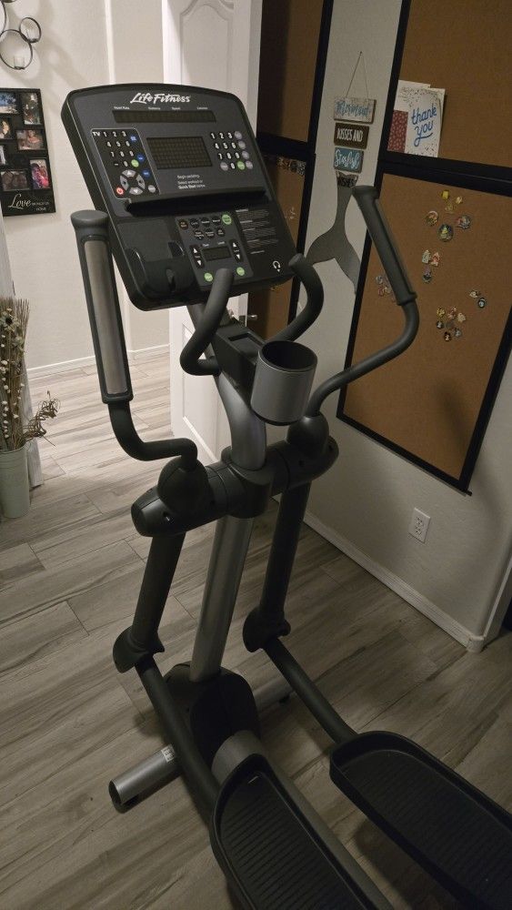 Life Fitness Elliptical