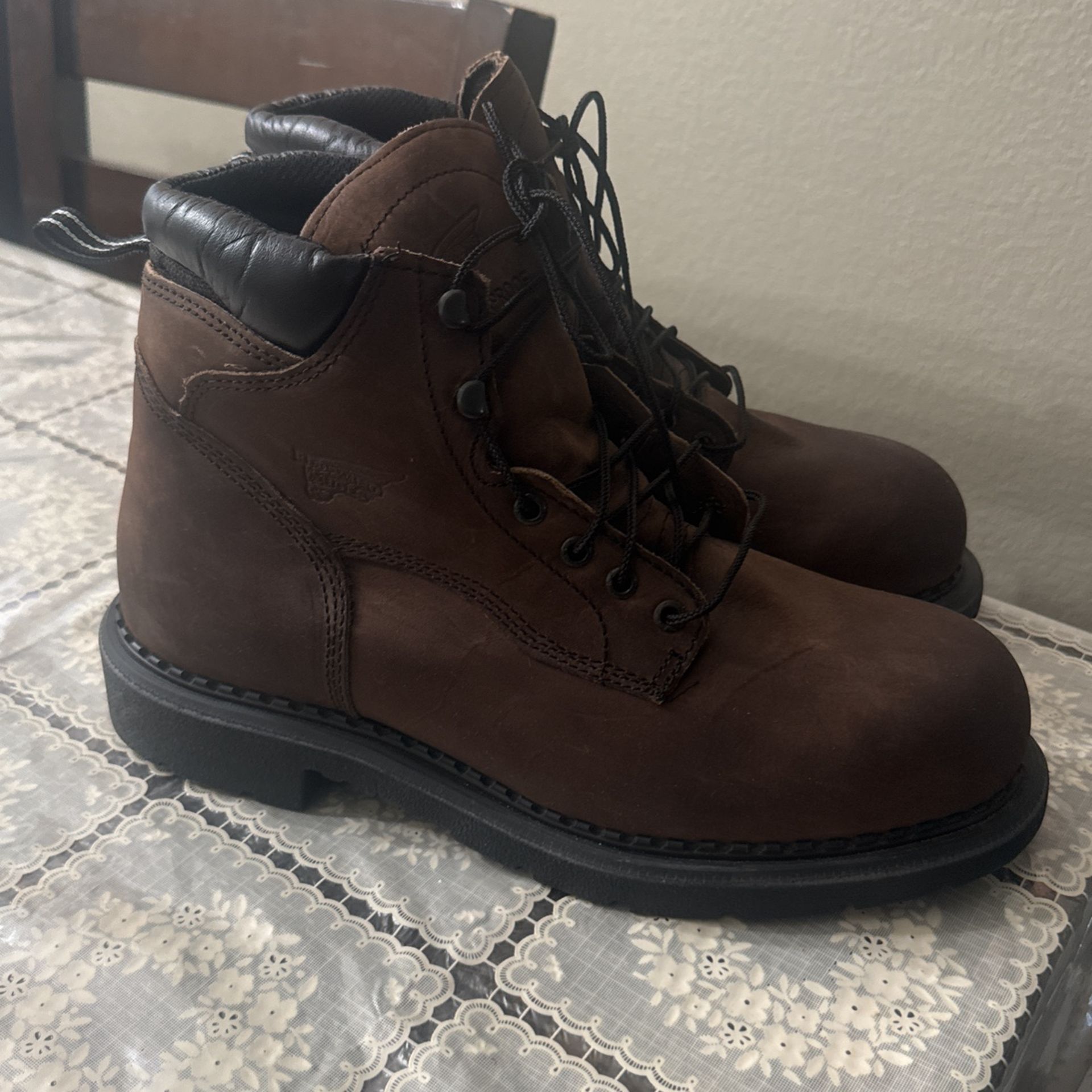 Red Wing Boots 🥾