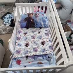 Baby/Toddler Crib Bed