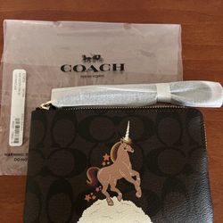 Corner Zip Unicorn Wristlet