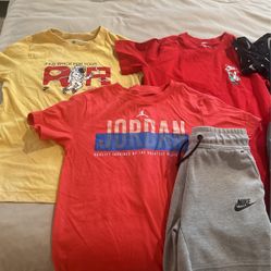 Nike Gear- Boys medium