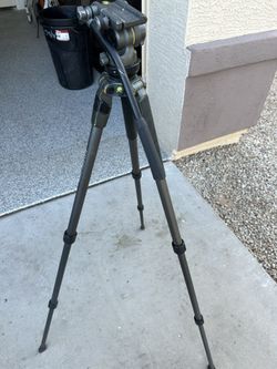 Vanguard Tripod