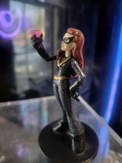 FUNKO SPARKLE CAT WOMAN #8 Series