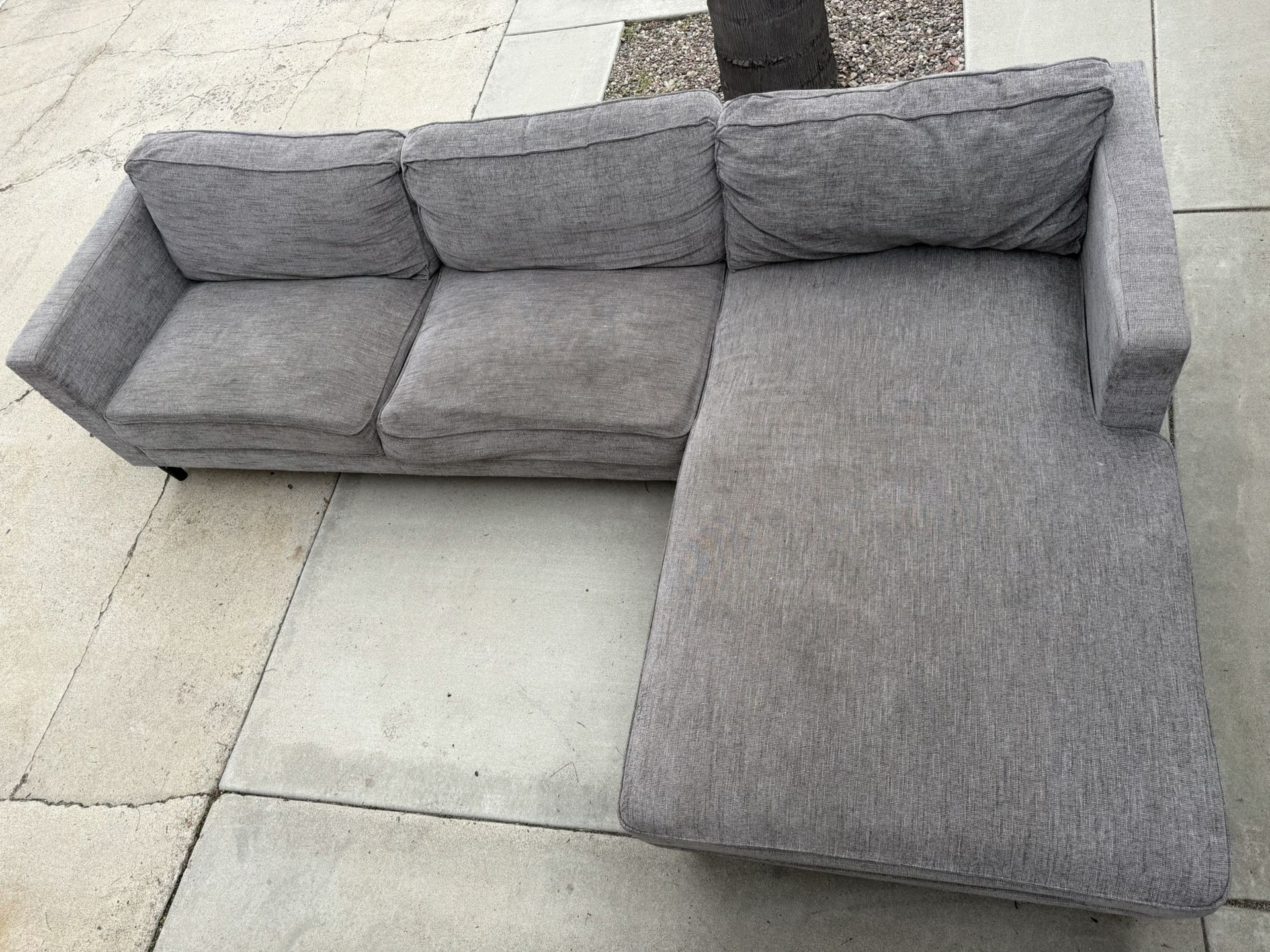 GRAY SECTIONAL SOFA