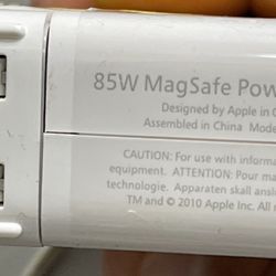 MacBook Pro 85W L-Tip MagSafe Power Adapter Charger Apple A1343 