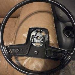 Authentic Steering Whell From a 87 Olds Cutlass
