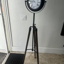 Vintage Style Clock