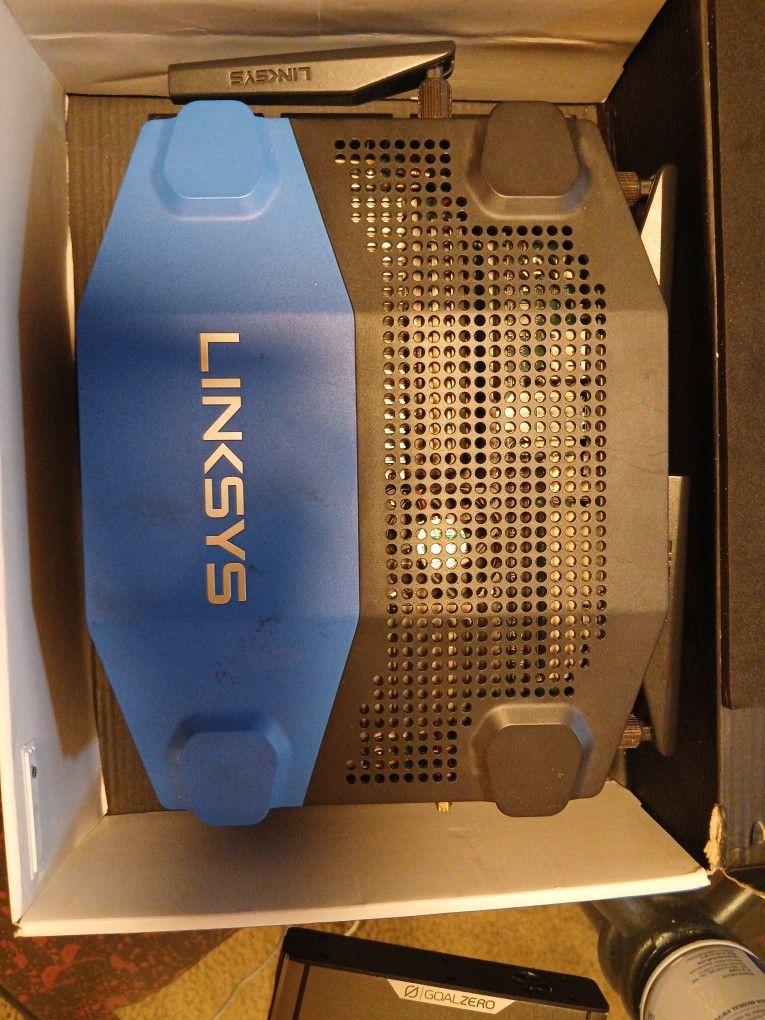 Linksys WRT 1200 AC DUAL BAND GIGABIT WIFI ROUTER