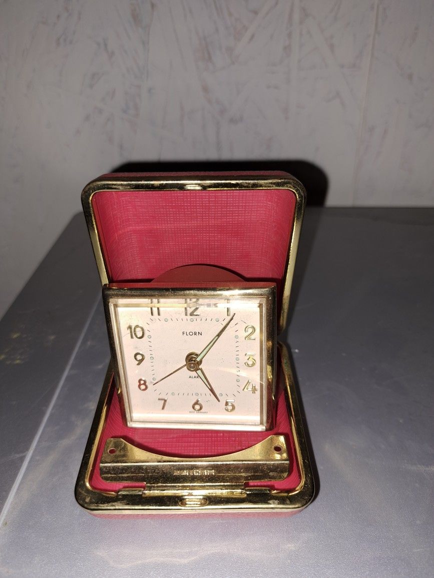 Vintage Collectible Westclox Travel Alarm Clock