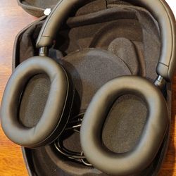 Sony WH-1000XM5 Premium Noise Canceling Headphones, Auto NC Optimizer,  Alexa Voice Control, Black