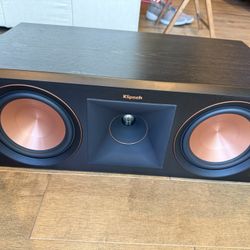 Klipsch Center Channel Speaker - Perfect Condition