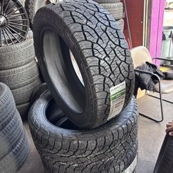 285/45/22 Kuhmo All Terrain 