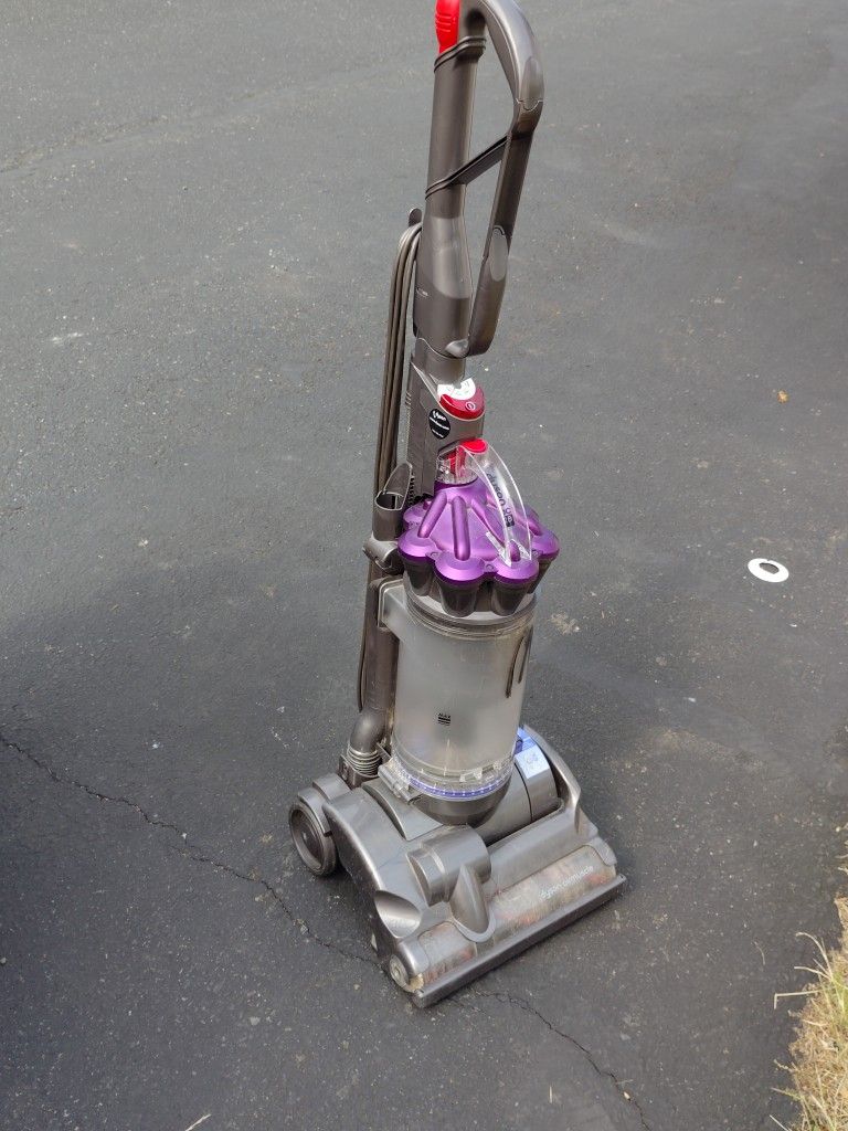 Dyson Vacuum