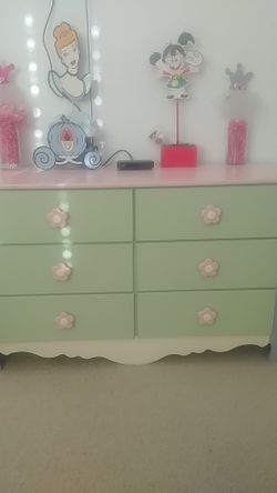 Girl's drawer