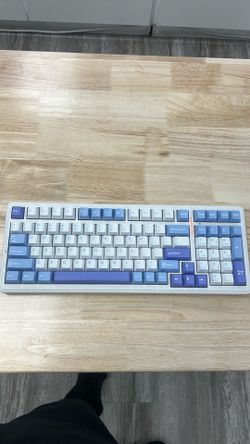 White and blue (creamy) F99 mechanical keyboard