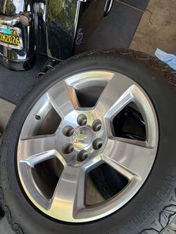 2015 Chevy Tahoe LT 20s