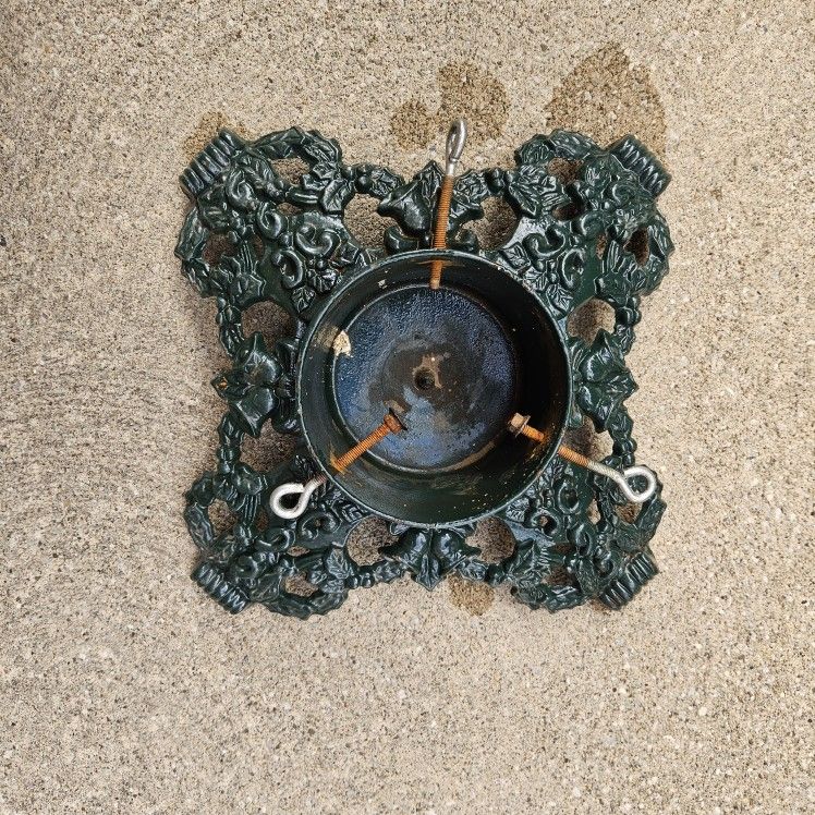 Cast Iron Victorian Style Christmas Tree Stand Heavy 15" X 15"