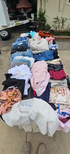 YARD SALE TODAY 7/11
