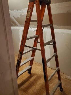 5. 5 ft ladder