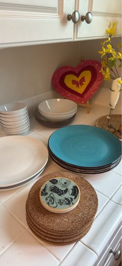 Mixed Dinnerware Set with Cork Trivets