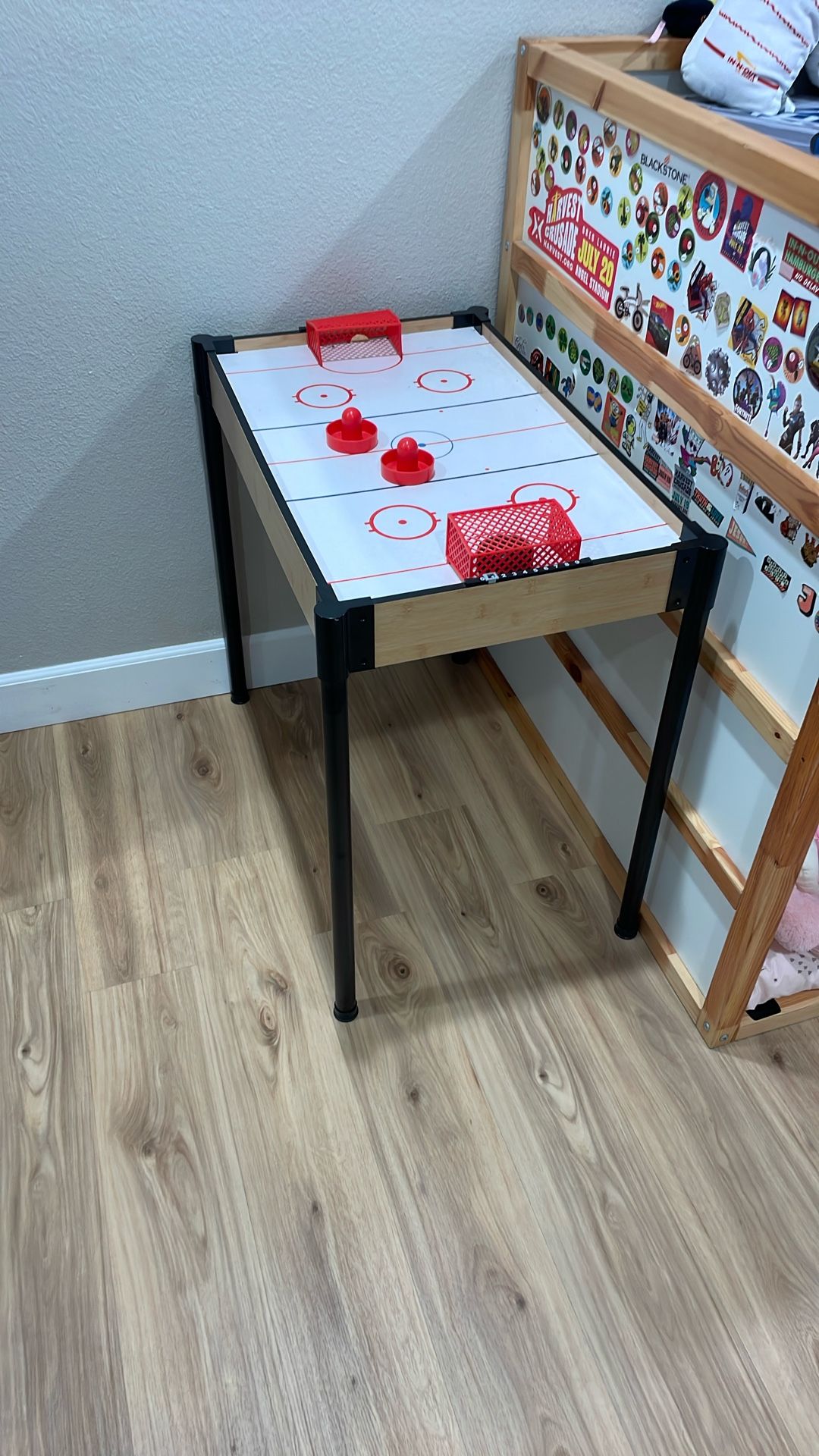 Air Hockey Table