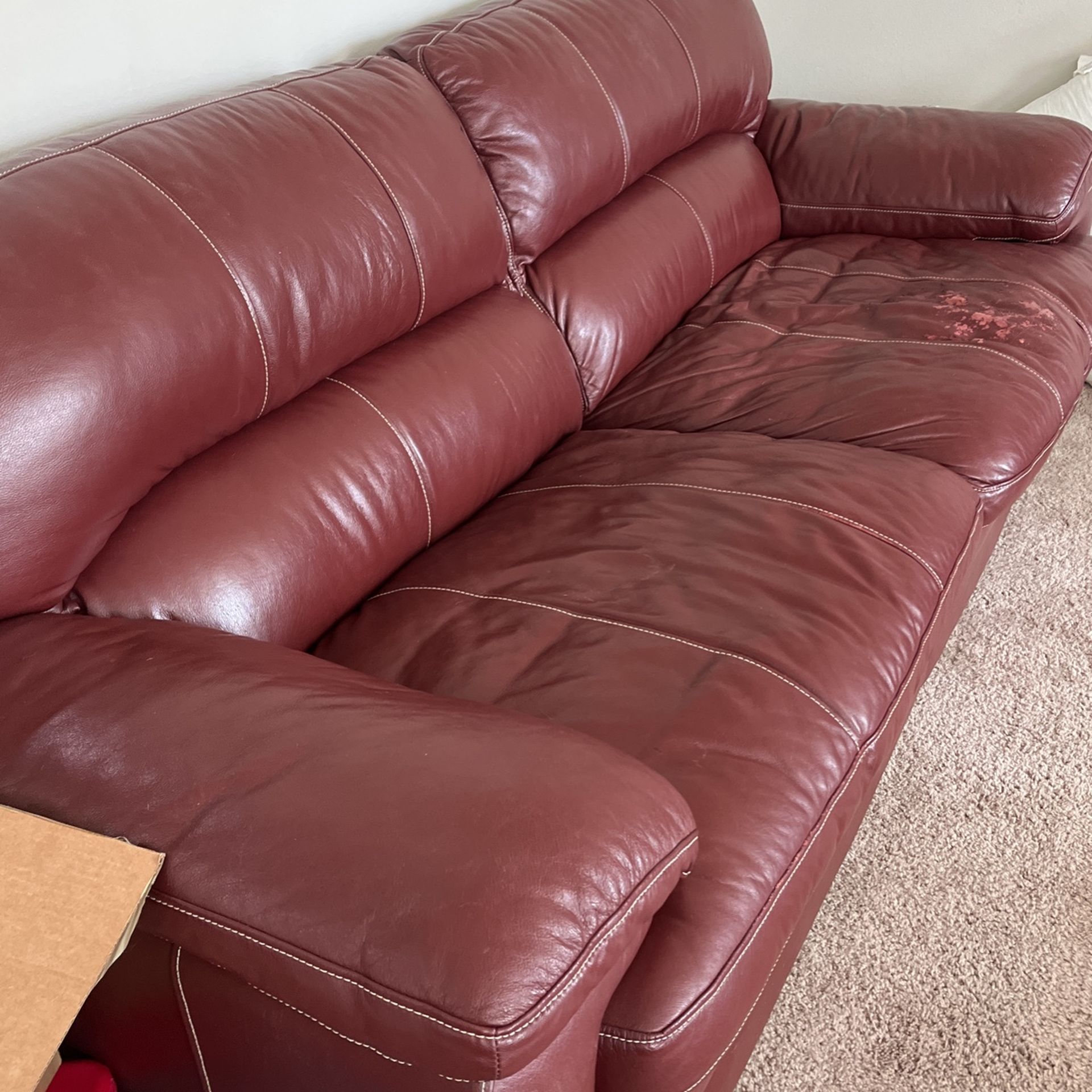 Lazy boy Leather Couch for Sale in Graham, WA OfferUp