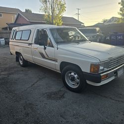Toyota pickup 22r 1984