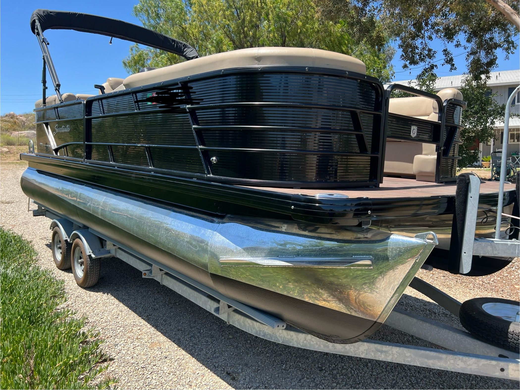Pontoon Boat