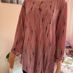 Women's long-sleeved blouse